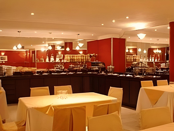 Food & Drinks 5, Coral Trade prox a PUCRS e UFRGS, Porto Alegre