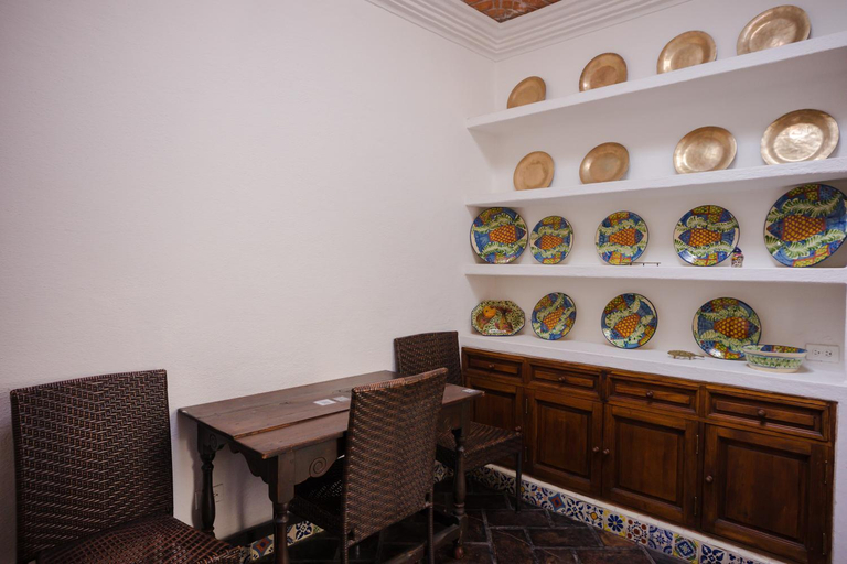 Food & Drinks, Casa Liza, Allende