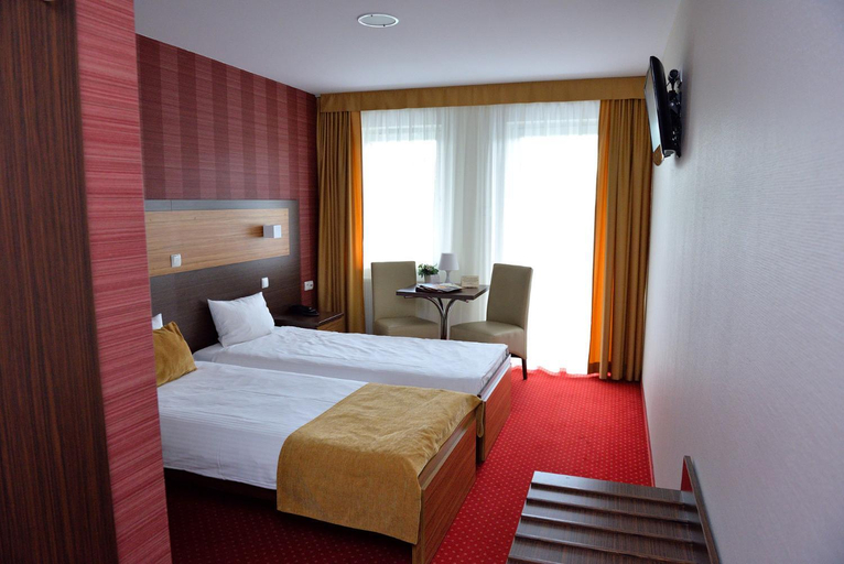 Bedroom 2, QUEST HOTEL - dawniej Hotel Planeta, Brzesko|Brzeg