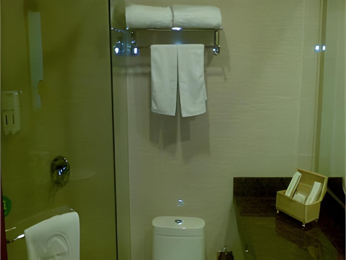 Bathroom 4, GreenTree Inn Hotel - Nantong Hongming Plaza, Nantong