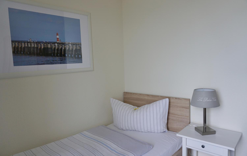 Bedroom 4, Parkhotel Seeblick, Rostock