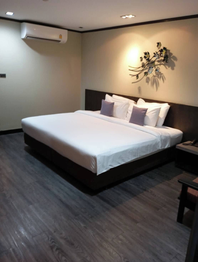 Bedroom 29