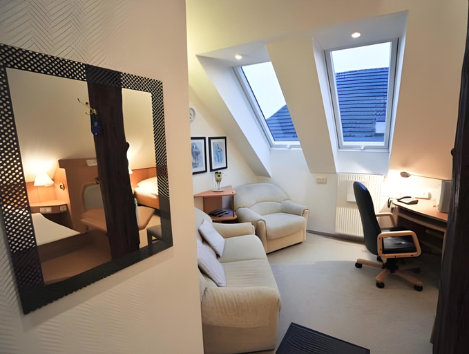 Bedroom 3, Hotel Boving, Ennepe-Ruhr-Kreis