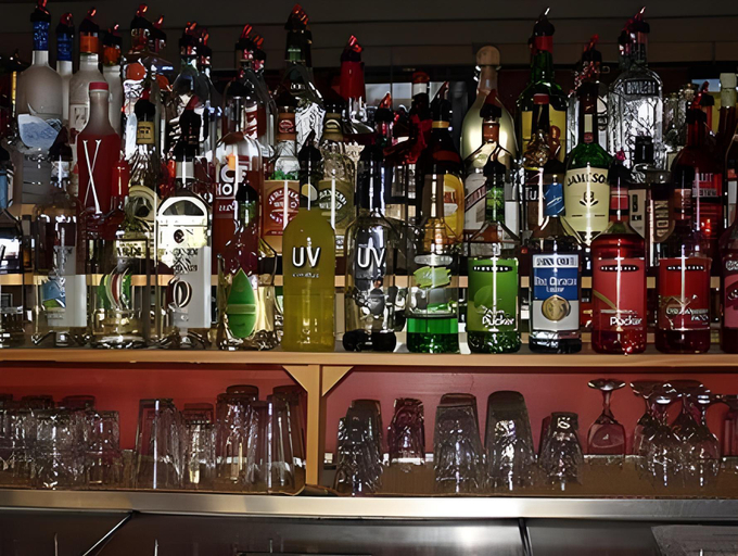 Food & Drinks 4, Sunlac Inn Lakota, Nelson