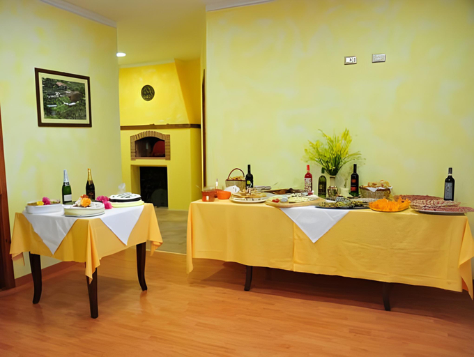 Food & Drinks 3, La Corte D'Elsa, Florence