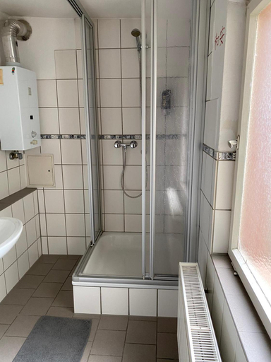 Bathroom 4, Hotel Restaurant Frankenturm, Trier