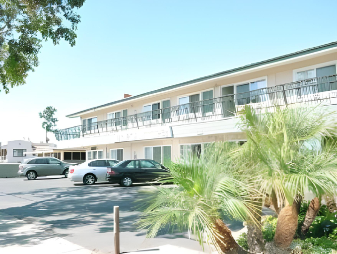 Exterior & Views 2, Crystal Lodge Motel, Ventura