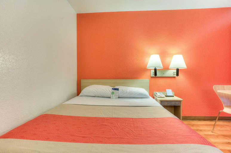 Bedroom 8