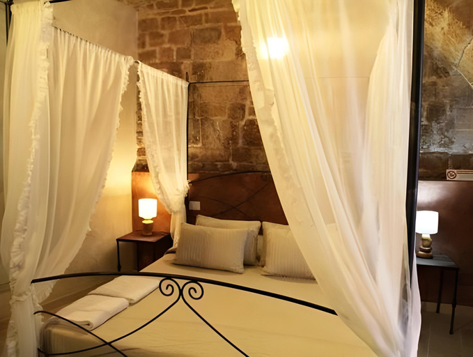 Bedroom 2, Abbazia Degli Svevi, Bari