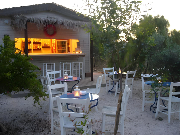 Food & Drinks 5, Thalassines Villas