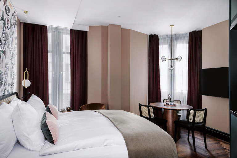 Bedroom 28