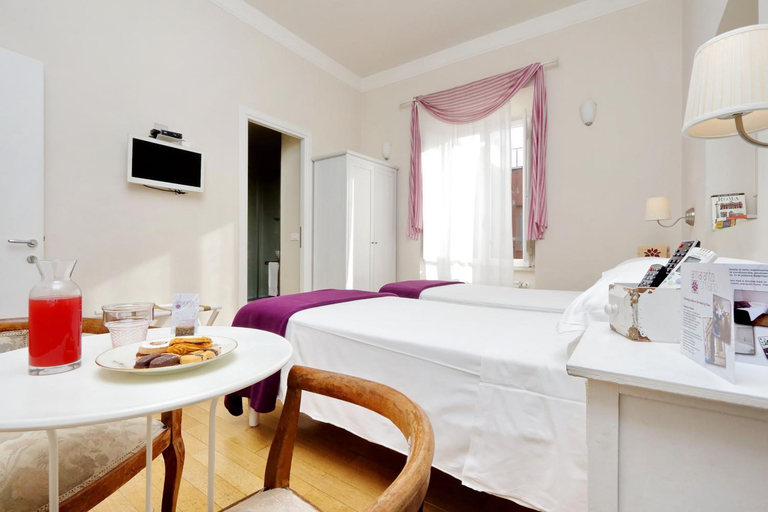 Bedroom 3, Amaranto Romano, Rome
