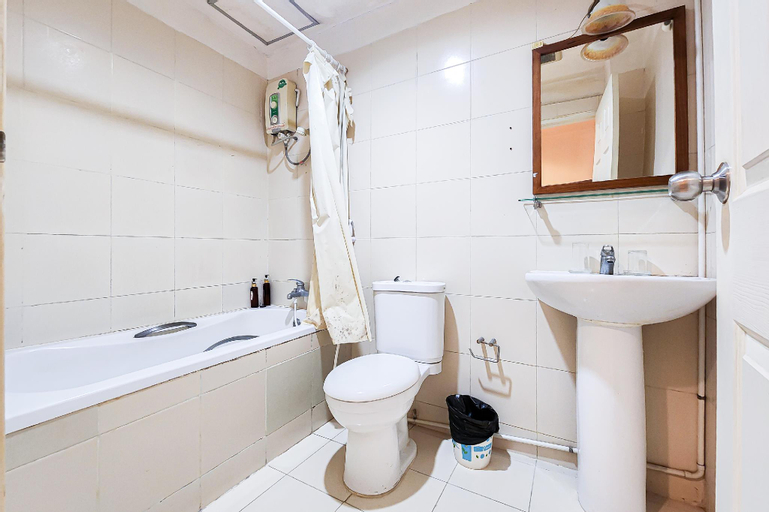 Bathroom 27