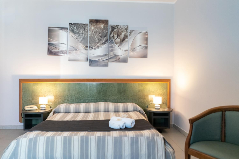 Bedroom 3, Melissa, Crotone