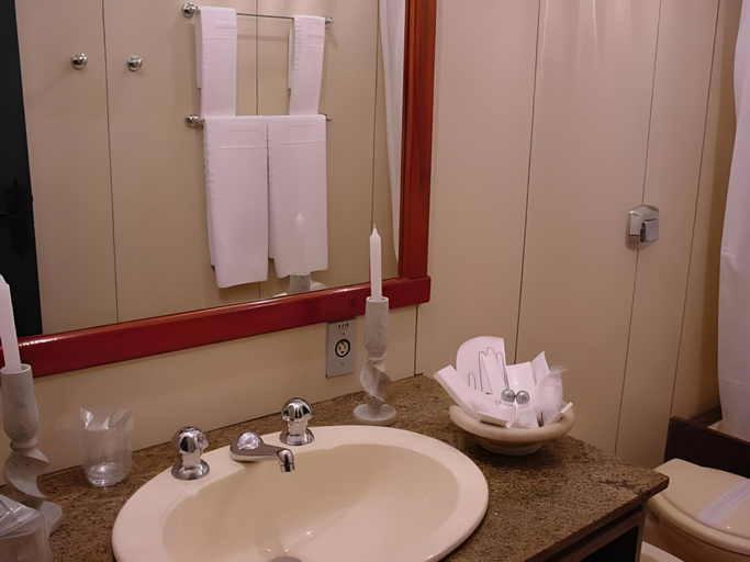 Bathroom 3, Hotel Luxor, Ouro Preto