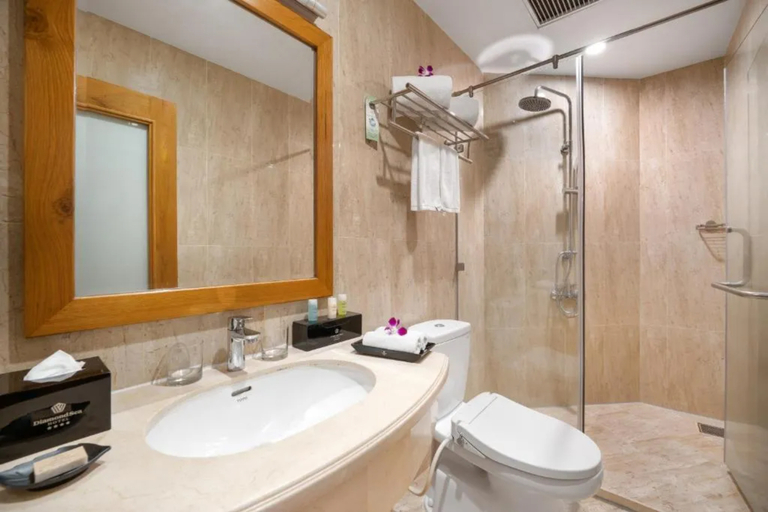 Bathroom 5, Diamond Sea Hotel, Da Nang