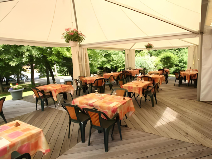Food & Drinks 4, Logis Hotel Le Bois Dormant-Hotel Restaurant & Spa, Jura