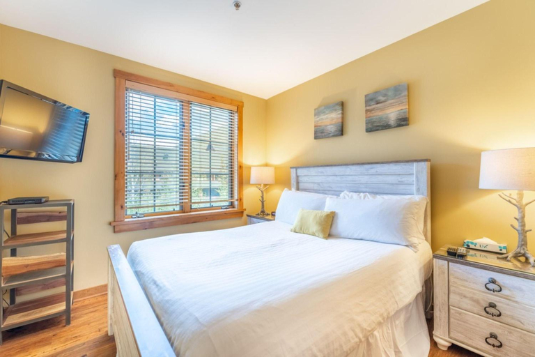Bedroom 12