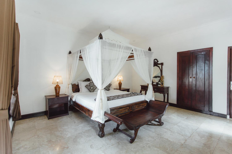 Bedroom 12