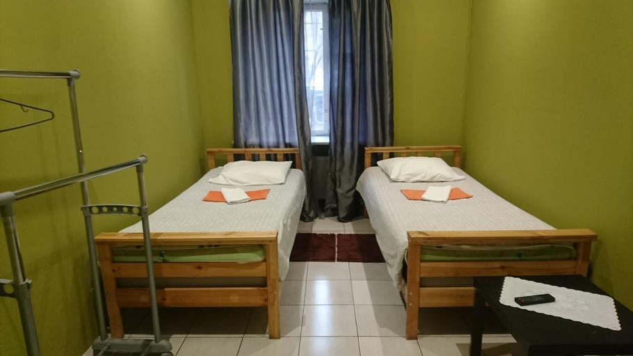 Others 2, Academ Hostel, South-Western