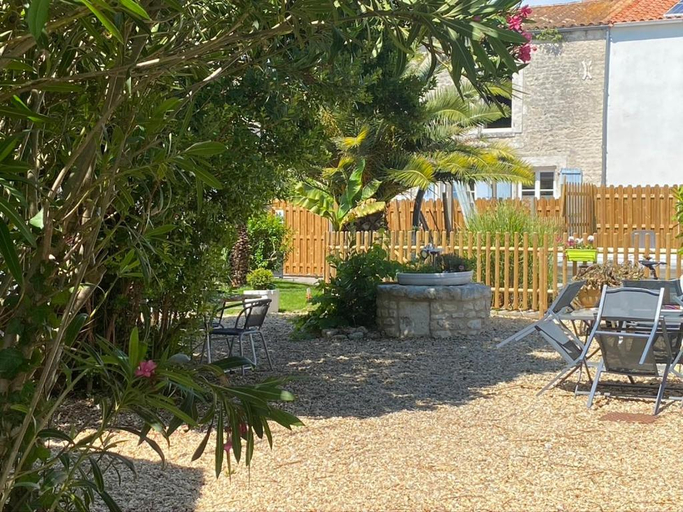 Others 5, Le Pressoir - Gites et meubles de tourisme - 2 etoiles, Charente-Maritime