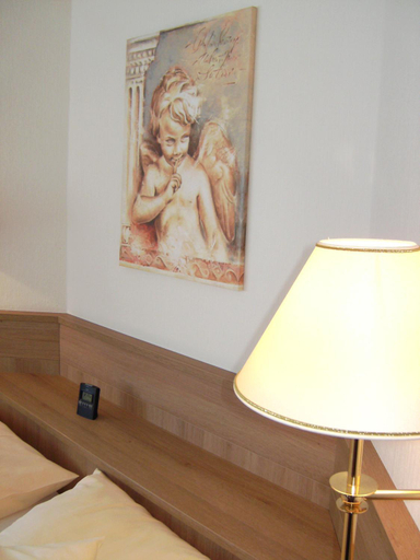Bedroom 2, Landhotel Halbfas-Alterauge, Olpe