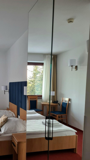 Bedroom 4, Ski Hotel, Nowy Sącz