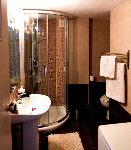Bathroom, Calma Apartments & Studios, Crete
