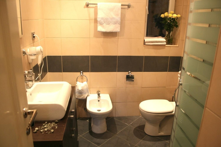 Bathroom 3, Belgrade Stay Apartments, Belgrade