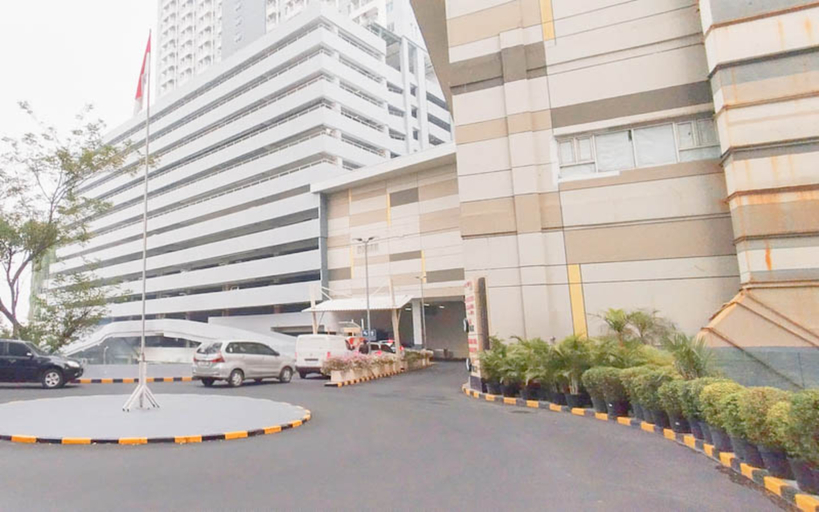 Exterior & Views 3, Wonderful and Modern Studio at Orchard Supermall Mansion Apartment By Travelio, Surabaya