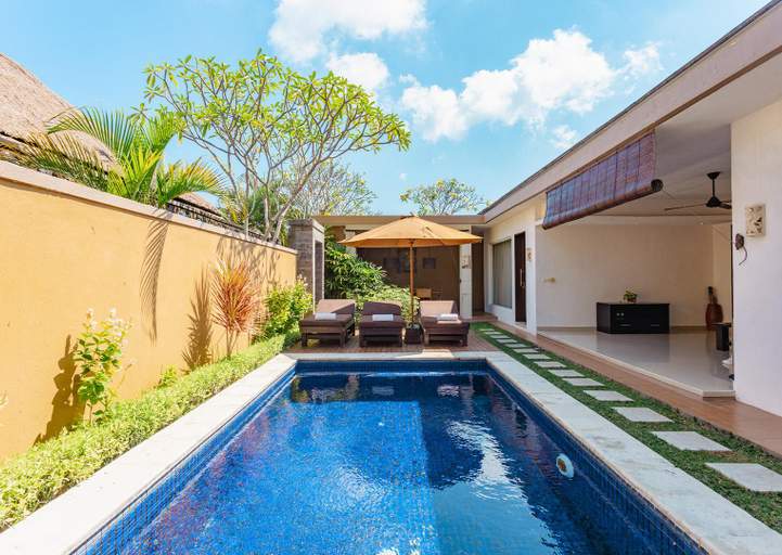 Swimming Pool 7