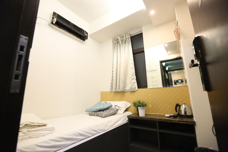 1508 - Mini Lovely Room with open area w/t kitchen, Kowloon