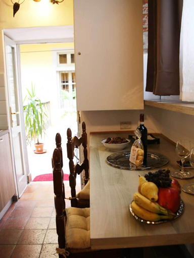 Dining Room 12