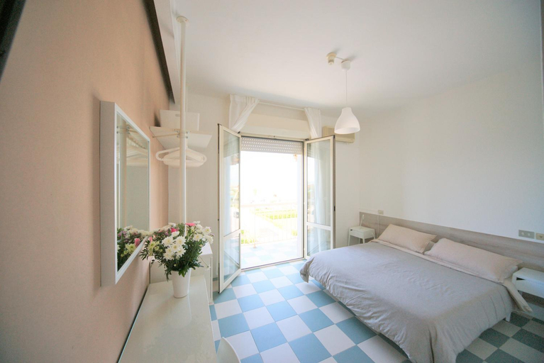 Bedroom 12