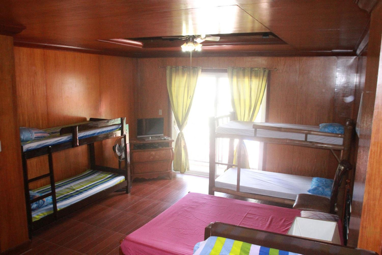 Bedroom 18