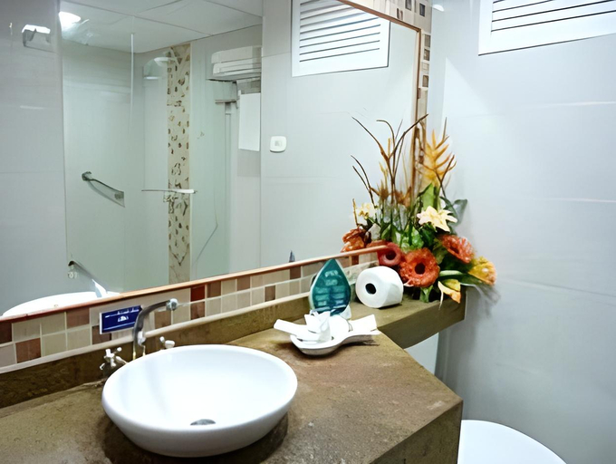 Bathroom 4, Sol Caribe San Andres All Inclusive, San Andrés