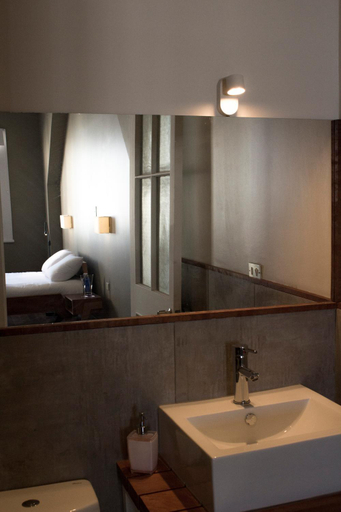 Bathroom 2, El Navegante B&B, Valparaíso