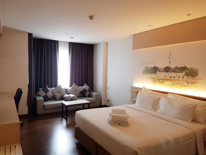 Bedroom 9
