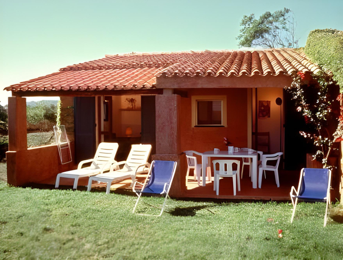 Others 4, Residence Baia Salinedda, Nuoro