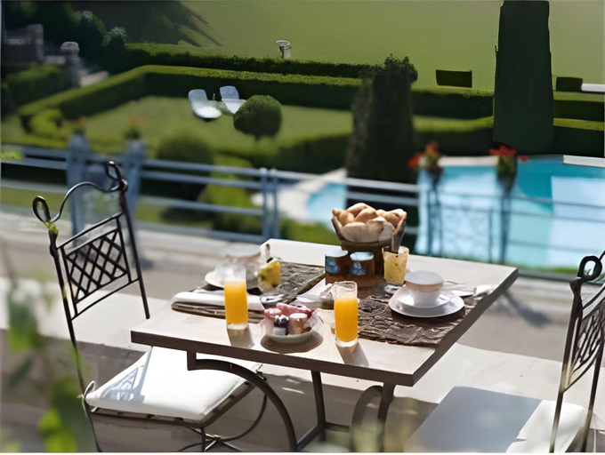 Food & Drinks 5, Chateau des Avenieres, Haute-Savoie