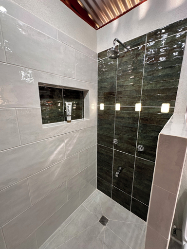 Bathroom 4, The Secret Garden - Glamping Grenada