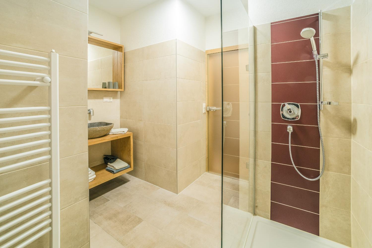 Bathroom, Gasthof Neuwirt, Innsbruck Land