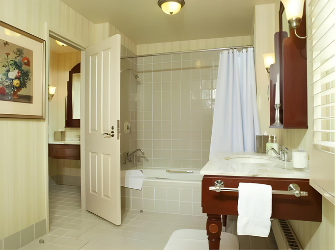 Bathroom 3, Poste Montane Lodge by East West, Eagle