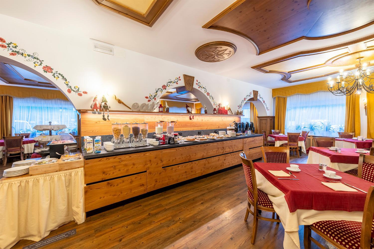 Food & Drinks 5, Alpino Charme Apartments, Trento
