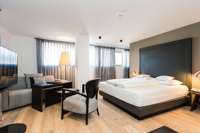 Bedroom 3, Hotel MAYR, Bolzano
