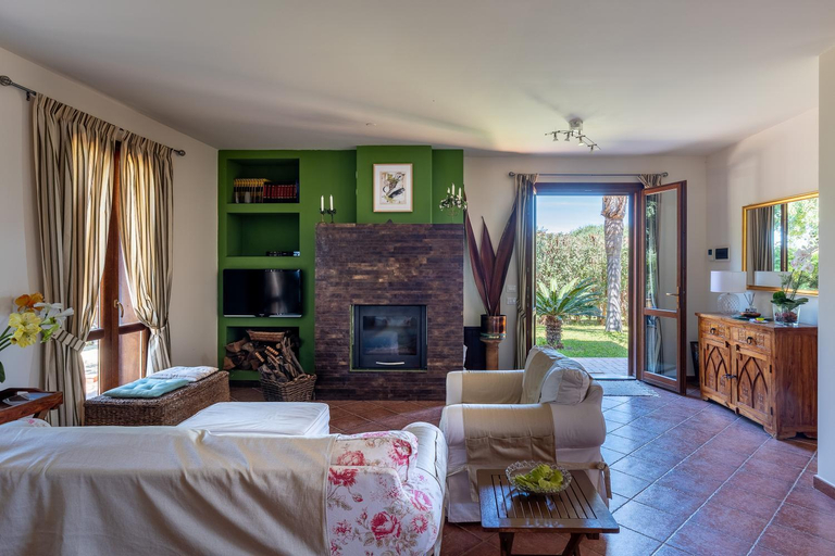 Bedroom, Deliziosa Villa a 500 metri dal mare con Piscina, Palermo
