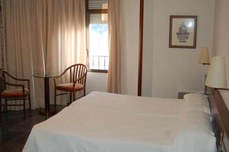 Bedroom 3, Hotel Betriu, Lleida
