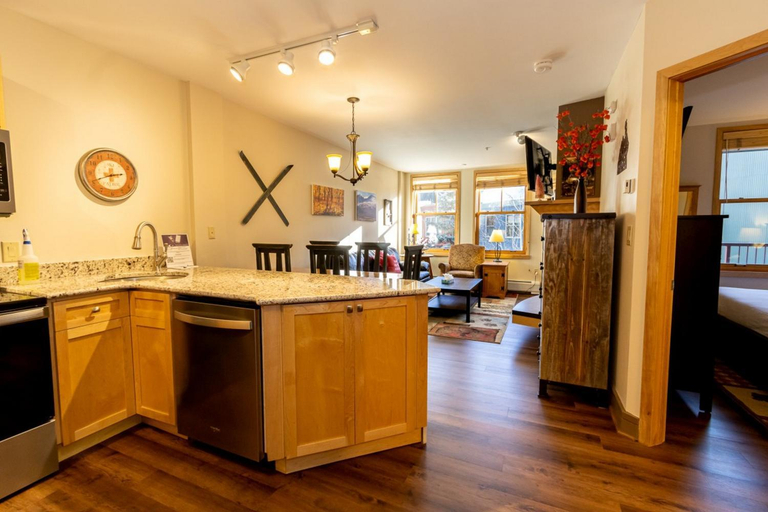 Dining Room 5