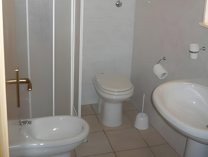 Bathroom, Rosa Hotel, Cagliari
