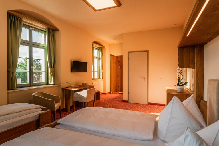 Others 3, Hotel Freyhof, Mittelsachsen
